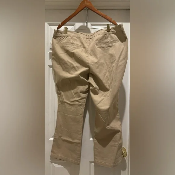 Old Navy The Diva pants size 18 short - Picture 2 of 4